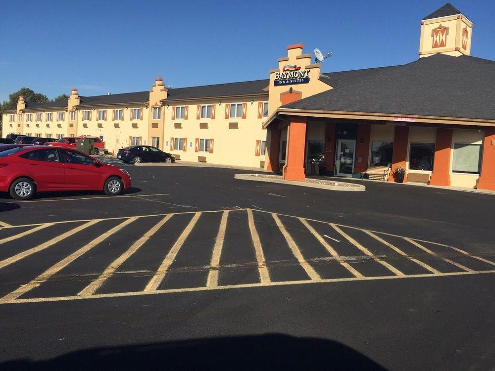 Baymont By Wyndham Motel 3*